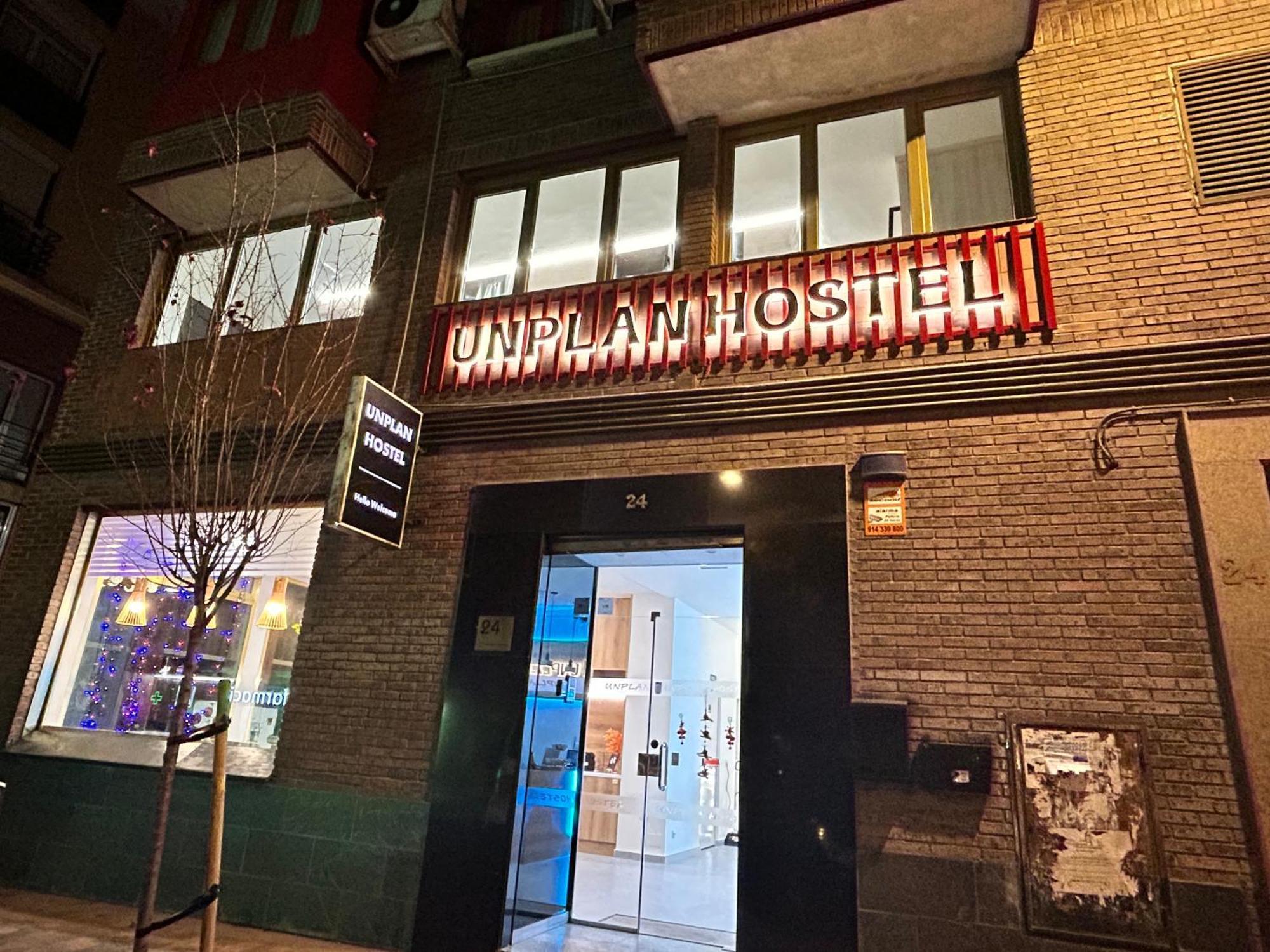 Unplan Hostel Madrid Exterior photo